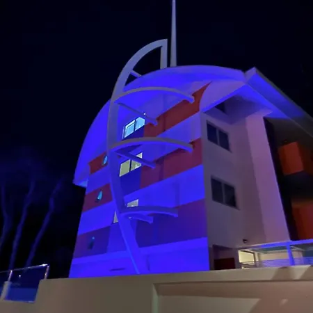 Colorful Flat With Shared Pool Bibione