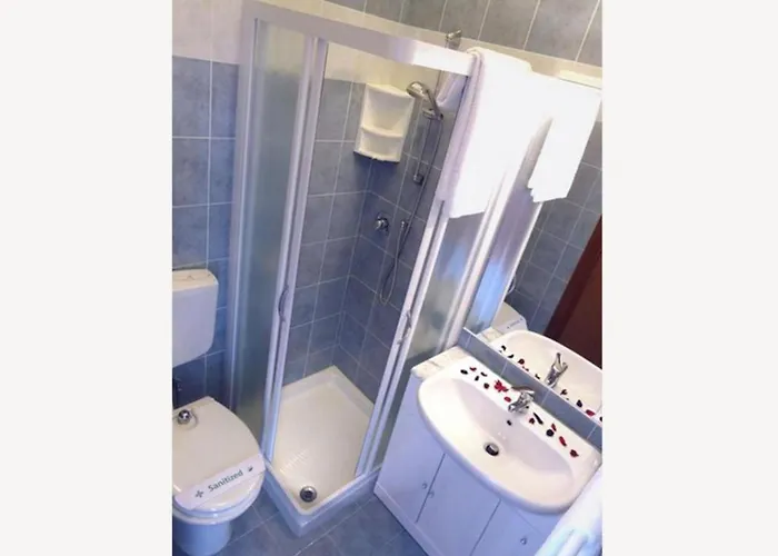 Colorful Flat With Shared Pool شقة