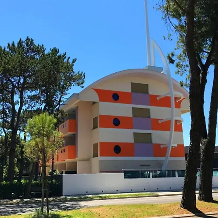 Colorful Flat With Shared Pool Bibione