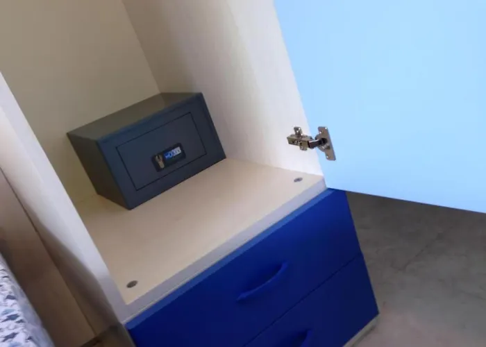 Colorful Flat With Shared Pool Διαμέρισμα *